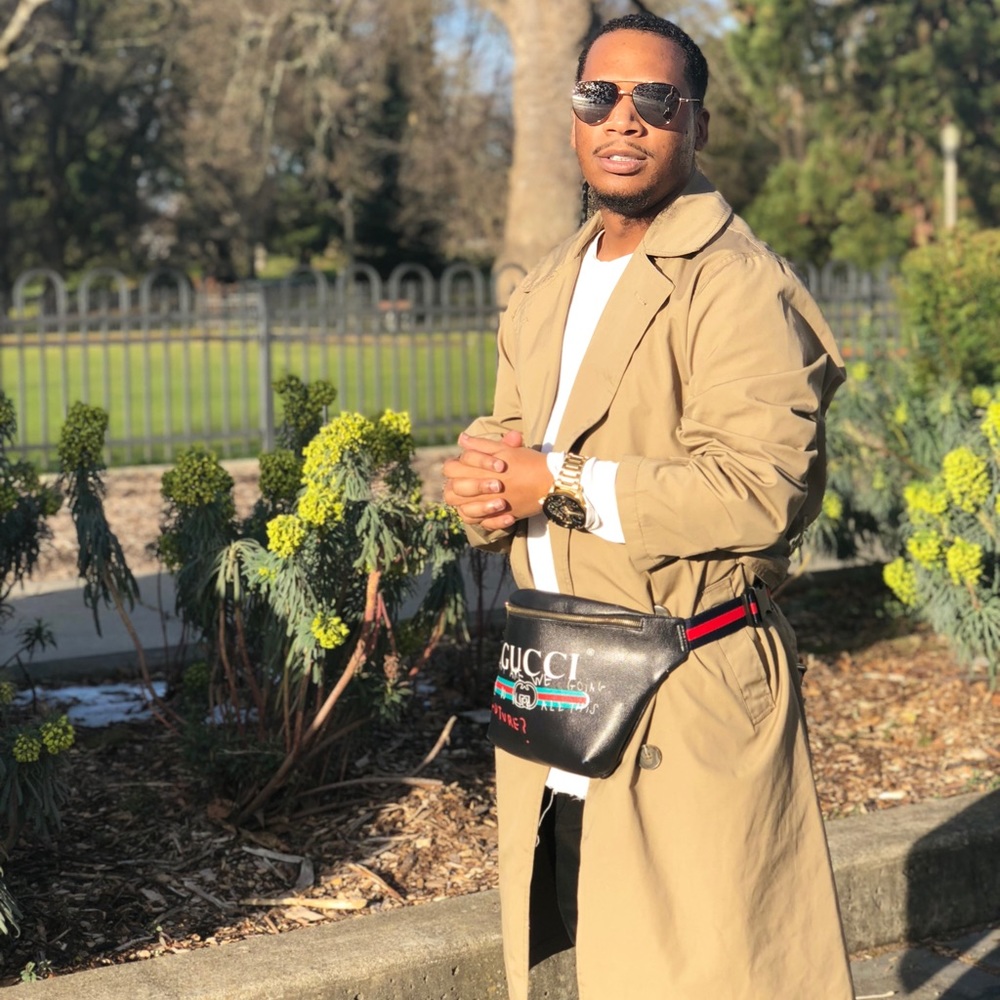 Meet your Posher, Erick